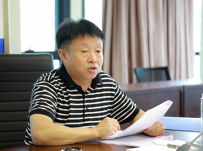 9888拉斯维加斯集团党委（扩大）会转达学习“不忘初心、切记使命”主题教育聚会精神